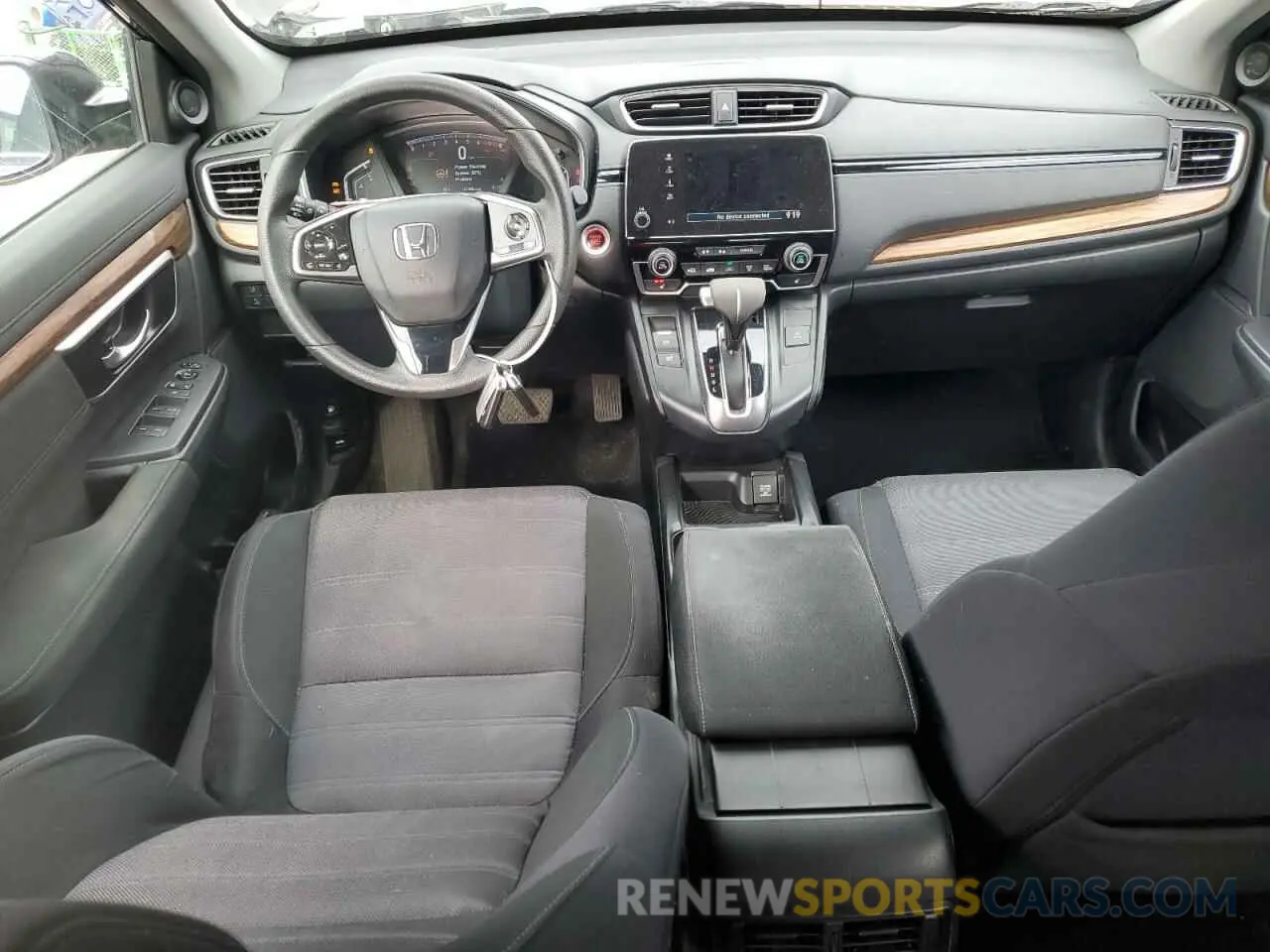 8 Photograph of a damaged car 5J6RW2H59KL004027 HONDA CRV 2019