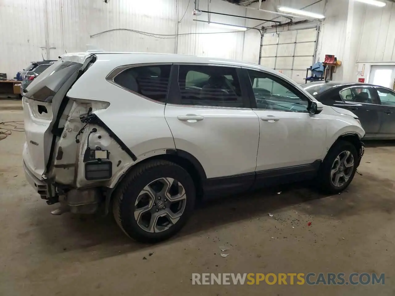 3 Photograph of a damaged car 5J6RW2H59KL023953 HONDA CRV 2019