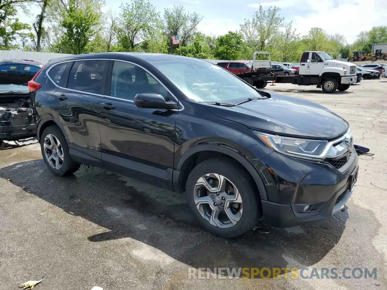 4 Photograph of a damaged car 5J6RW2H80KA001099 HONDA CRV 2019