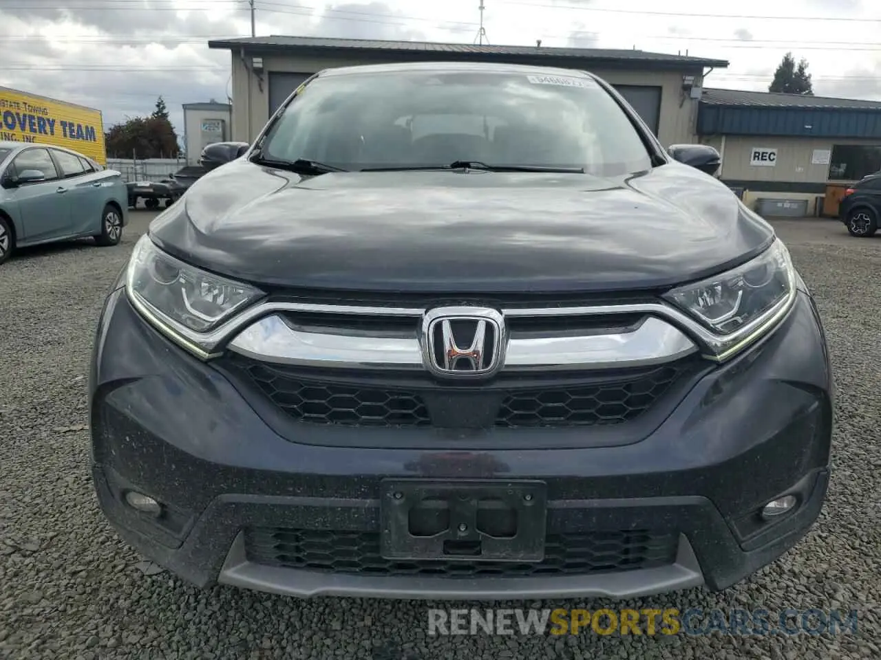 5 Photograph of a damaged car 5J6RW2H80KA010837 HONDA CRV 2019