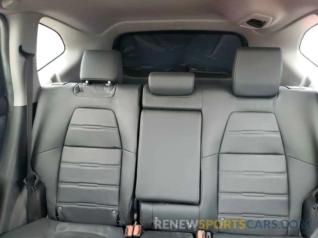 10 Photograph of a damaged car 5J6RW2H82KA001637 HONDA CRV 2019