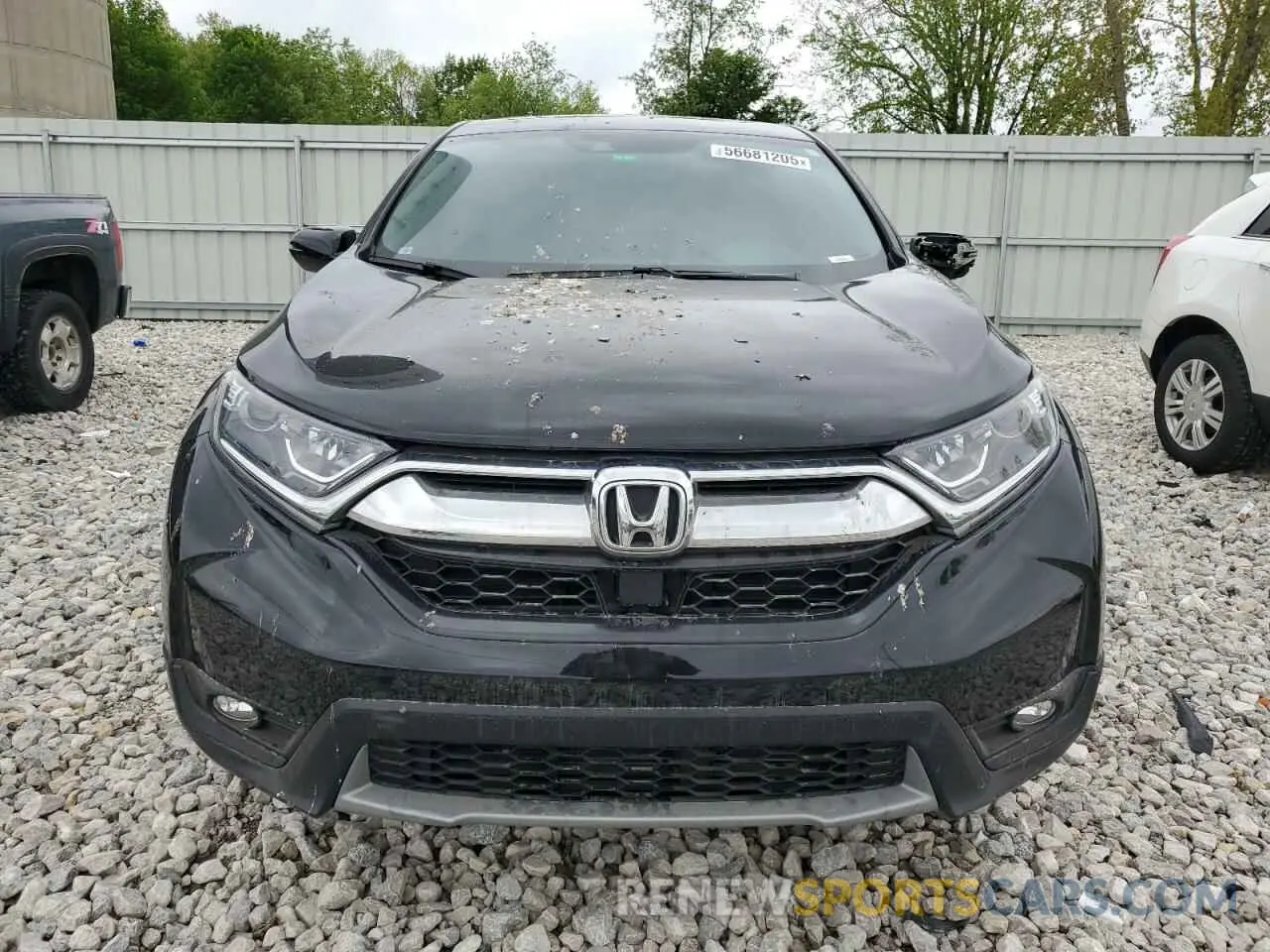 5 Photograph of a damaged car 5J6RW2H82KA021631 HONDA CRV 2019