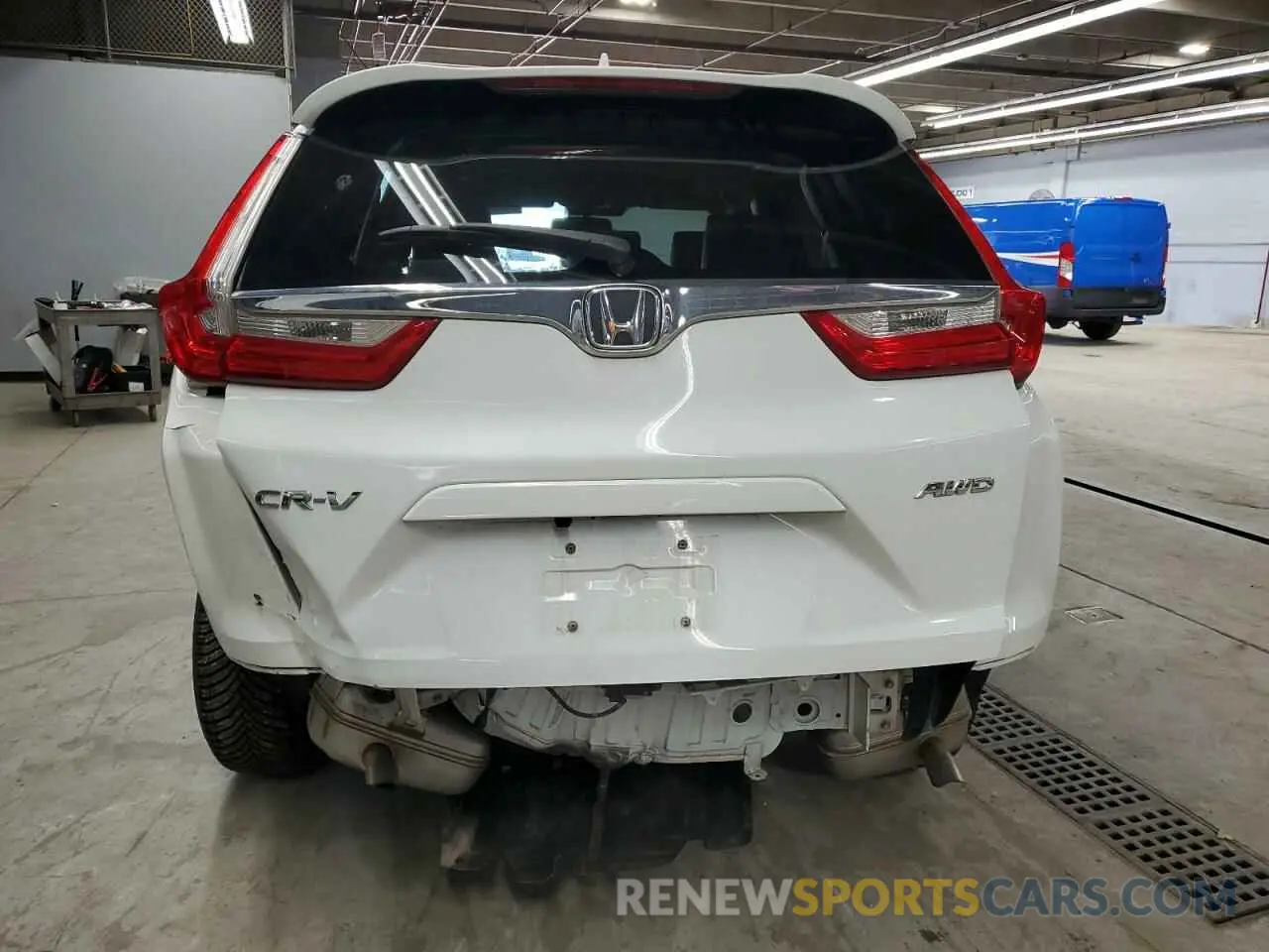 6 Photograph of a damaged car 5J6RW2H82KL012609 HONDA CRV 2019