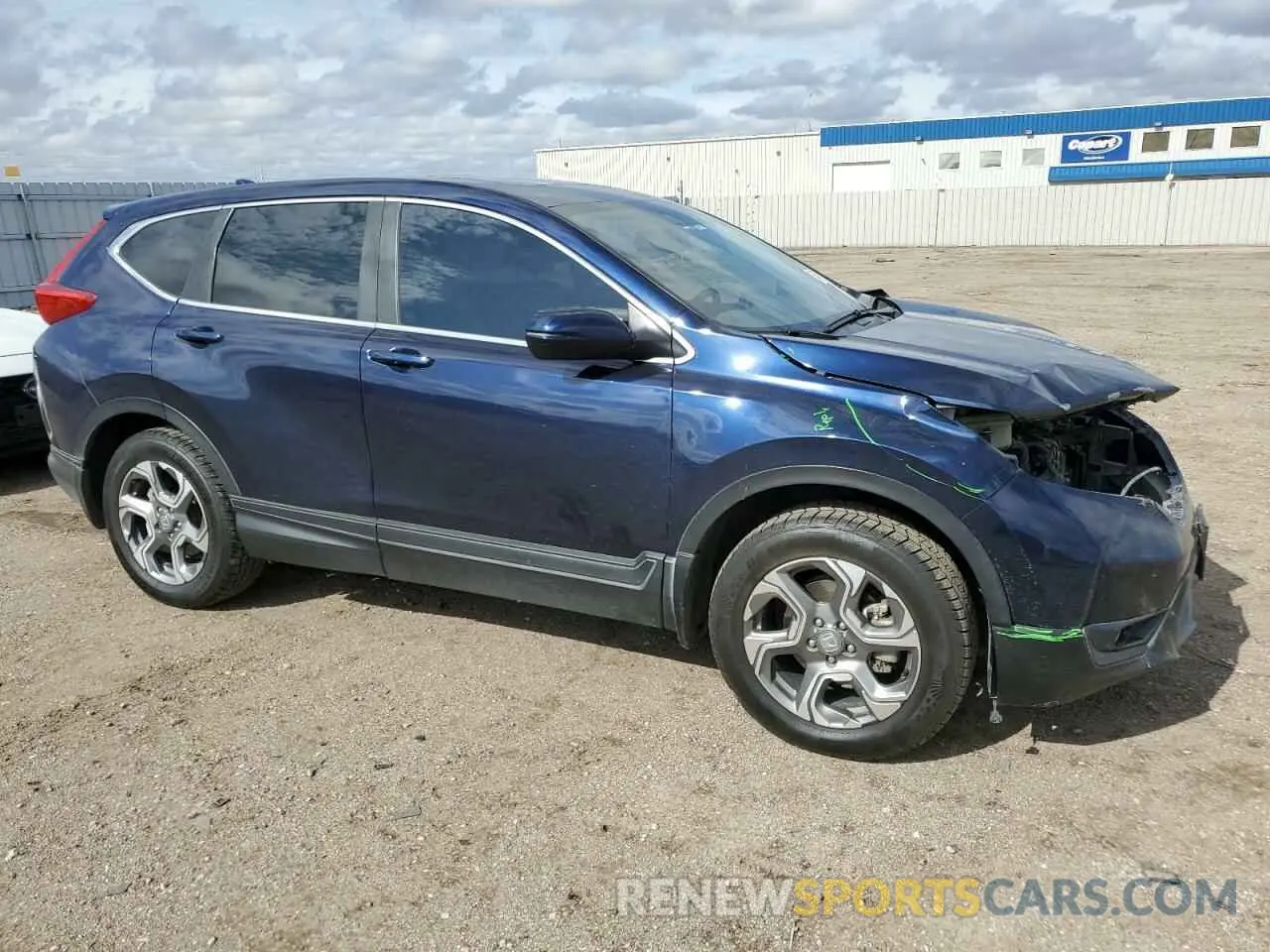 4 Photograph of a damaged car 5J6RW2H83KA002750 HONDA CRV 2019