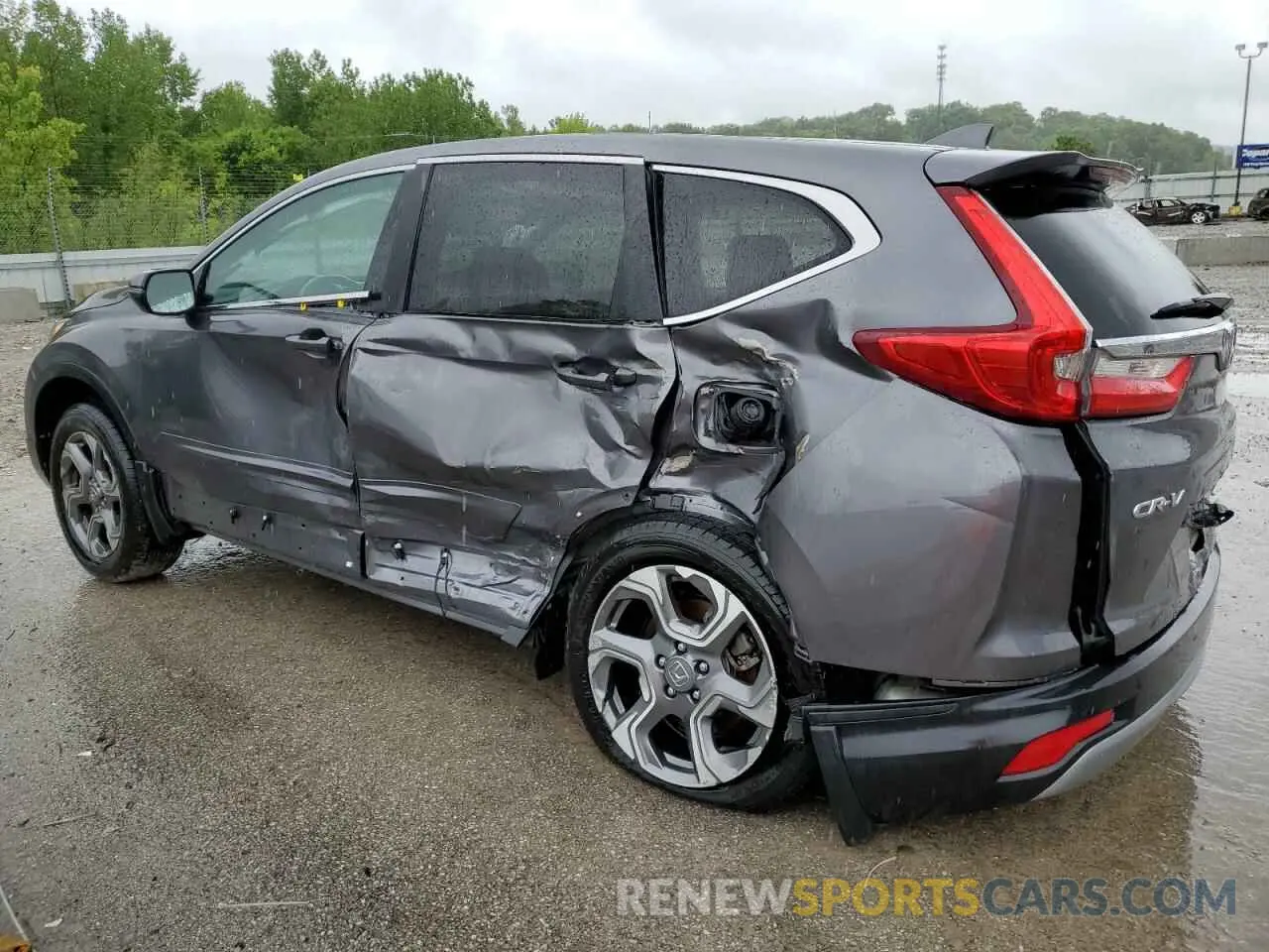 2 Photograph of a damaged car 5J6RW2H83KA016986 HONDA CRV 2019
