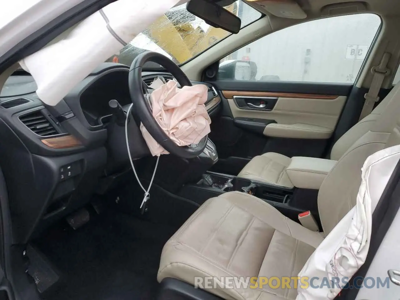 7 Photograph of a damaged car 5J6RW2H83KL016863 HONDA CRV 2019