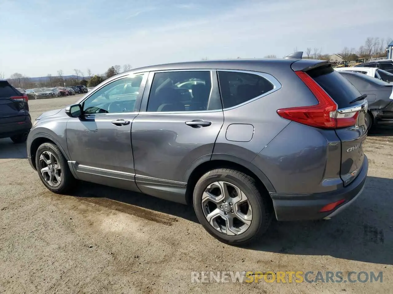 2 Photograph of a damaged car 5J6RW2H83KL036529 HONDA CRV 2019