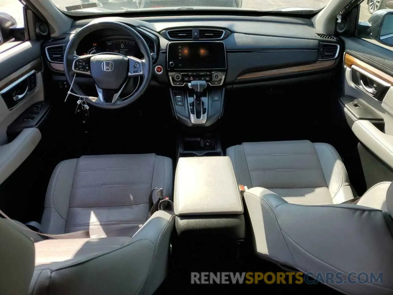 8 Photograph of a damaged car 5J6RW2H83KL036529 HONDA CRV 2019