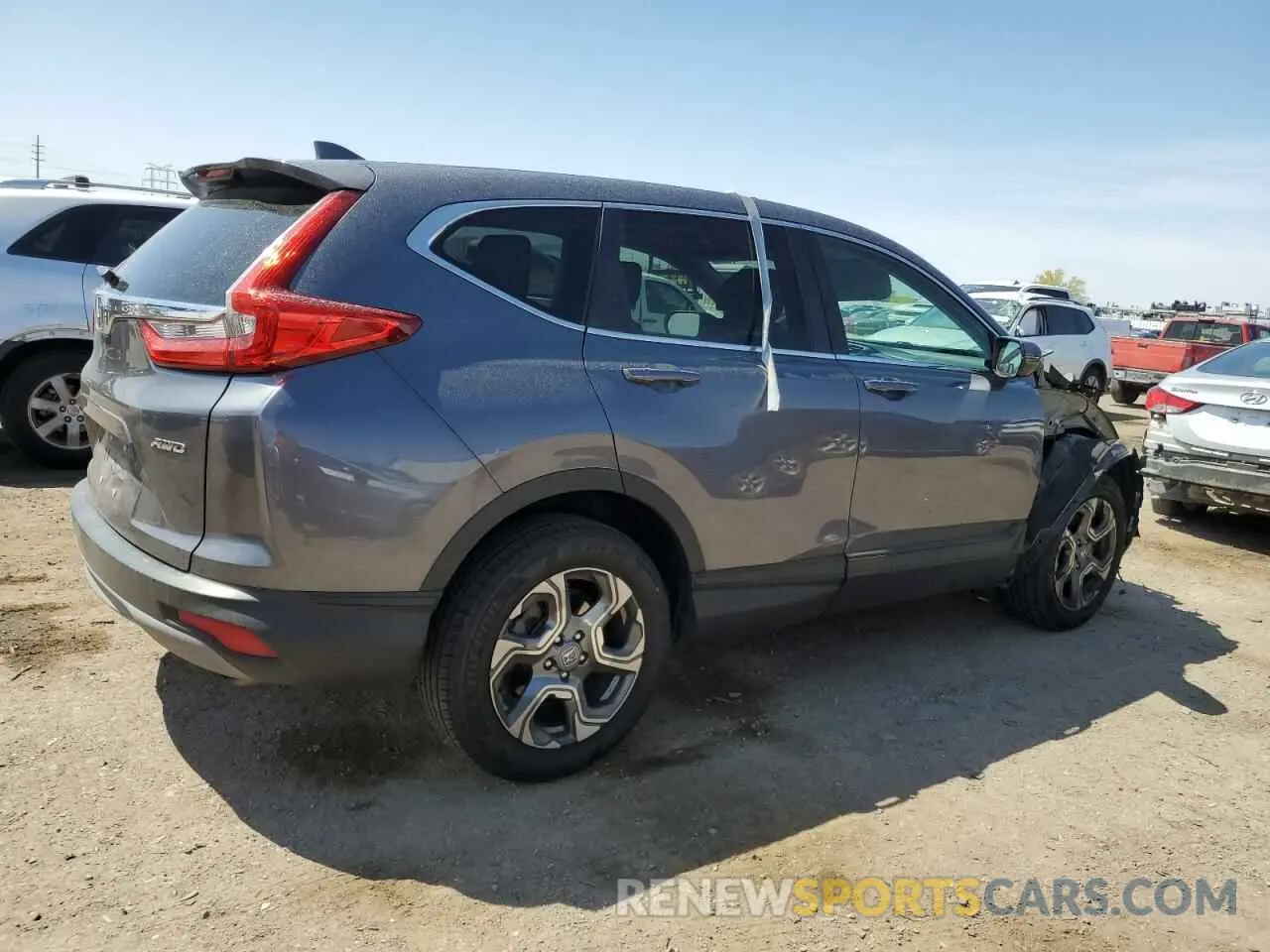 3 Photograph of a damaged car 5J6RW2H85KL001362 HONDA CRV 2019