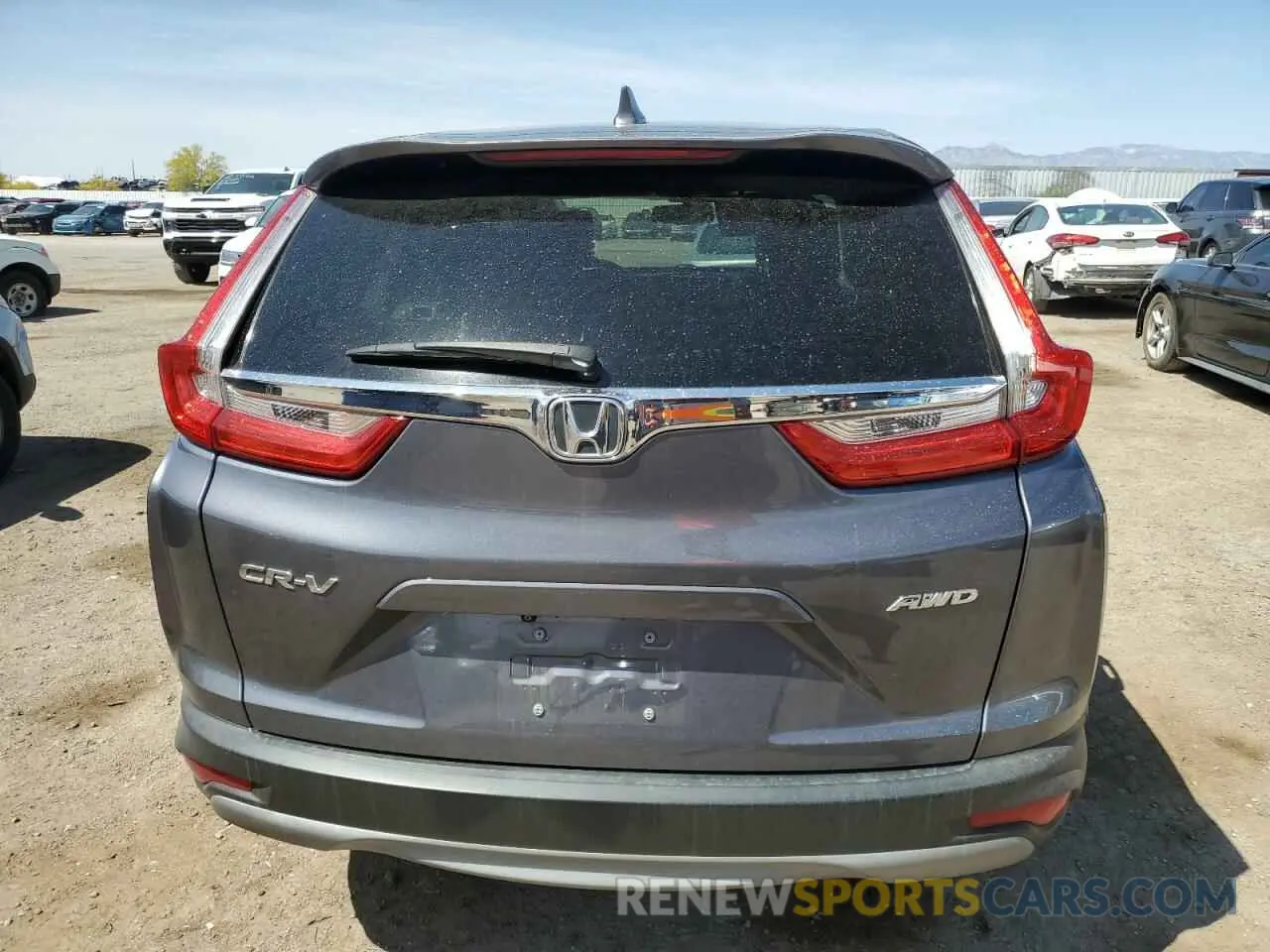6 Photograph of a damaged car 5J6RW2H85KL001362 HONDA CRV 2019
