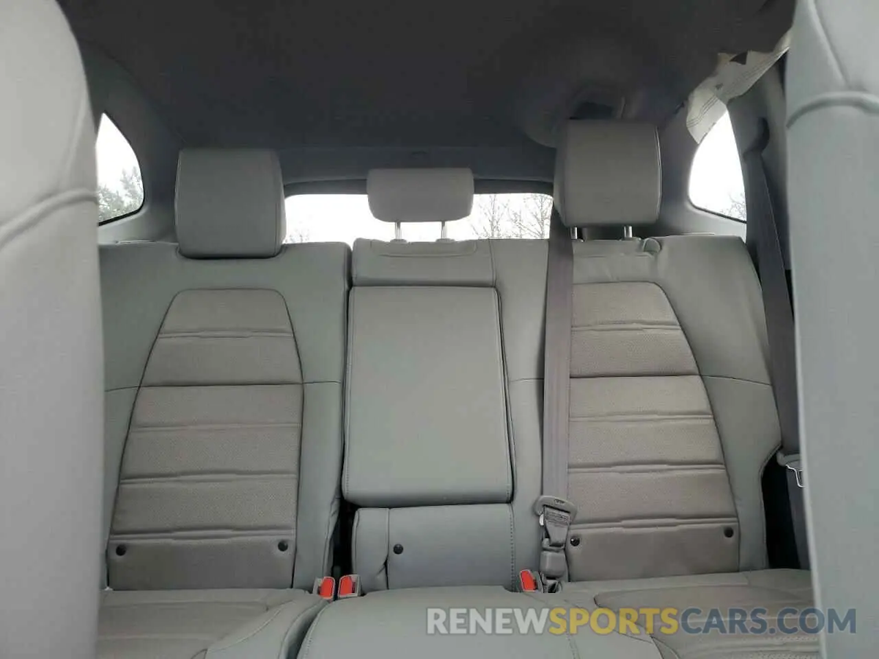10 Photograph of a damaged car 5J6RW2H85KL011700 HONDA CRV 2019