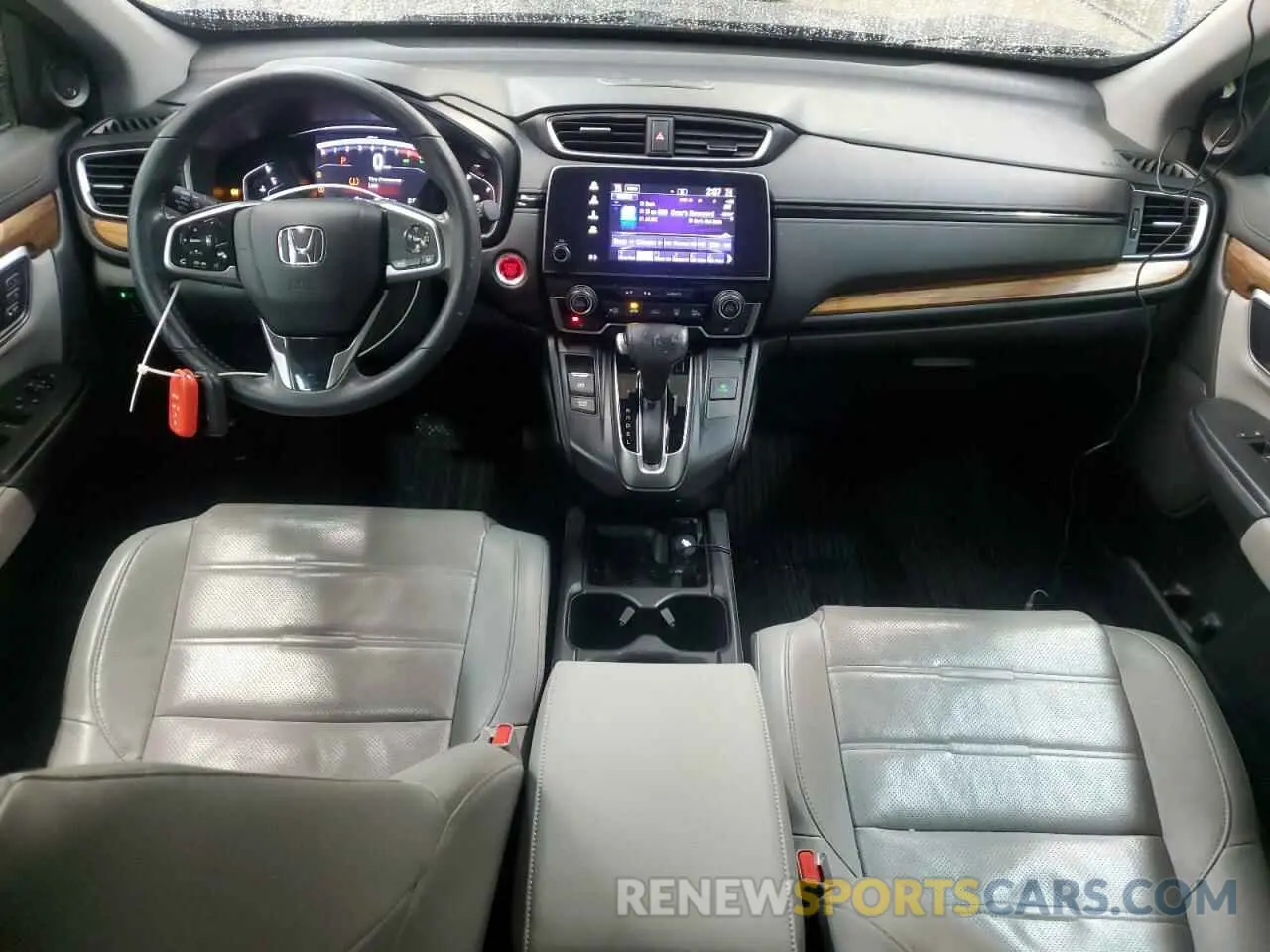 8 Photograph of a damaged car 5J6RW2H86KA019283 HONDA CRV 2019