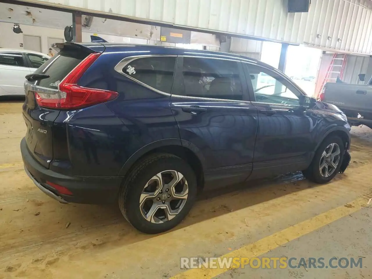 3 Photograph of a damaged car 5J6RW2H87KA007188 HONDA CRV 2019