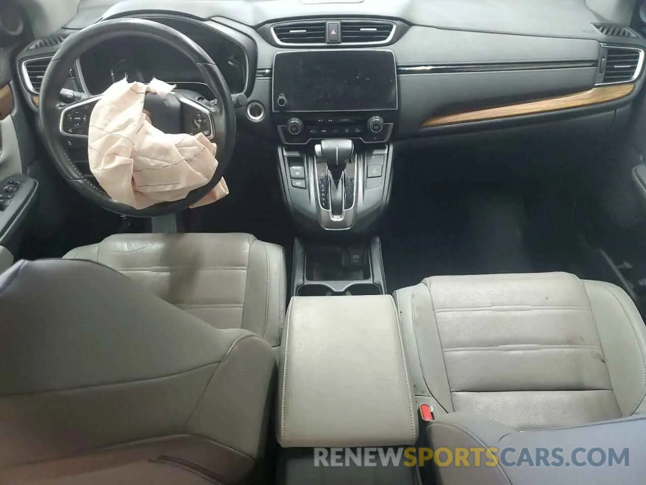 8 Photograph of a damaged car 5J6RW2H87KA007188 HONDA CRV 2019