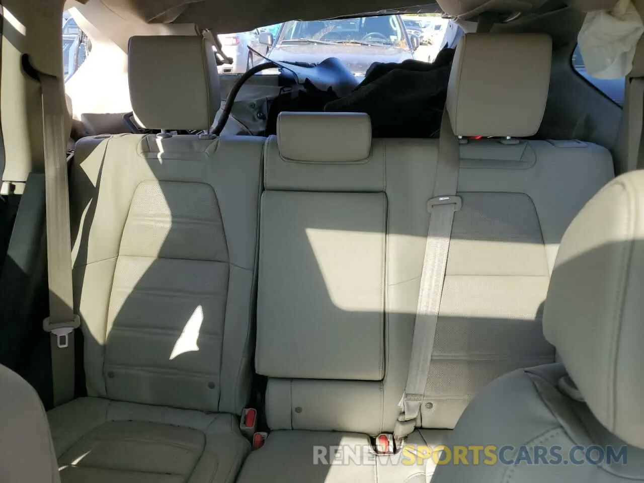 10 Photograph of a damaged car 5J6RW2H88KA017244 HONDA CRV 2019
