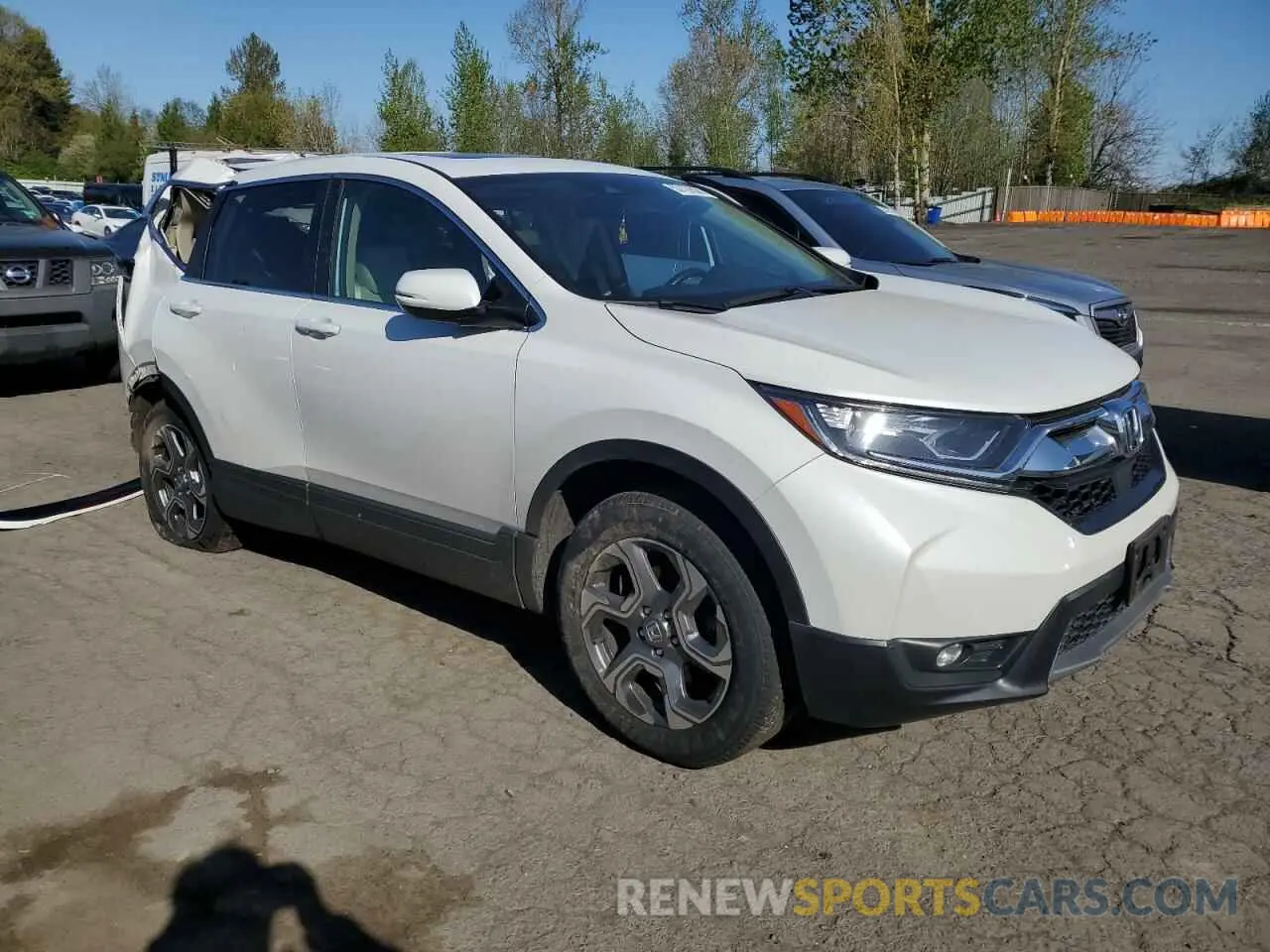 4 Photograph of a damaged car 5J6RW2H88KA017244 HONDA CRV 2019