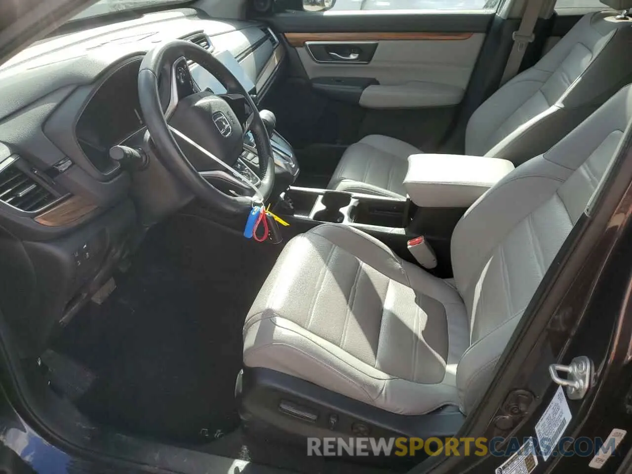 7 Photograph of a damaged car 5J6RW2H88KL021993 HONDA CRV 2019