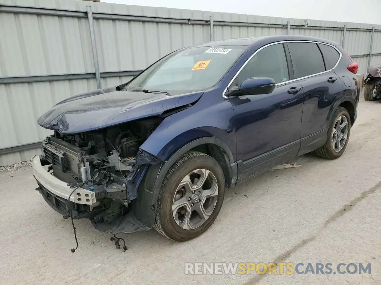 1 Photograph of a damaged car 5J6RW2H89KL000599 HONDA CRV 2019