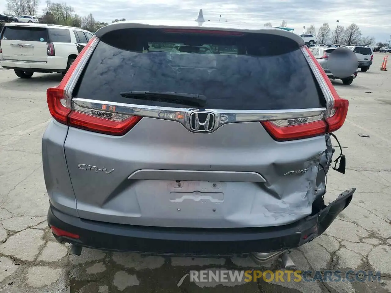 6 Photograph of a damaged car 5J6RW2H89KL034686 HONDA CRV 2019