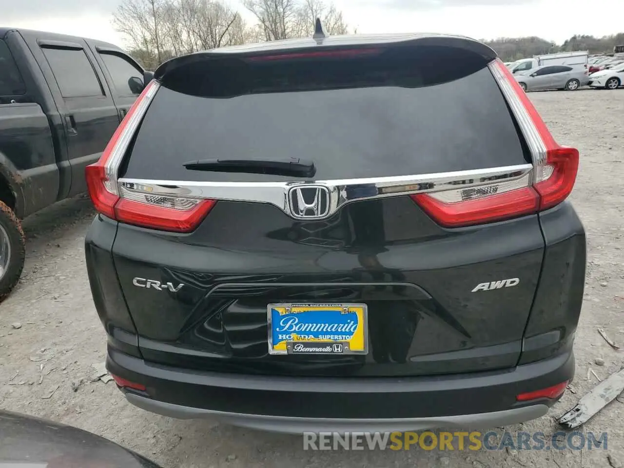 6 Photograph of a damaged car 5J6RW2H8XKL016469 HONDA CRV 2019
