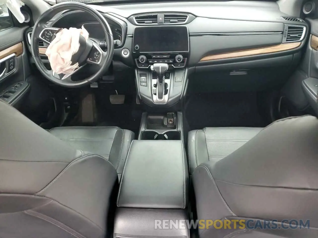 8 Photograph of a damaged car 5J6RW2H8XKL016469 HONDA CRV 2019