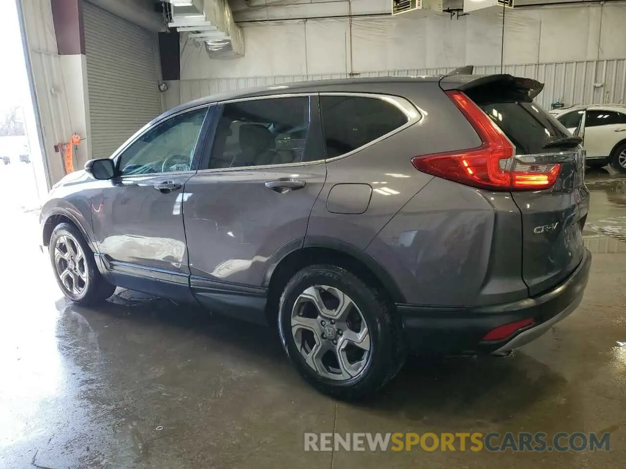 2 Photograph of a damaged car 5J6RW2H8XKL028394 HONDA CRV 2019