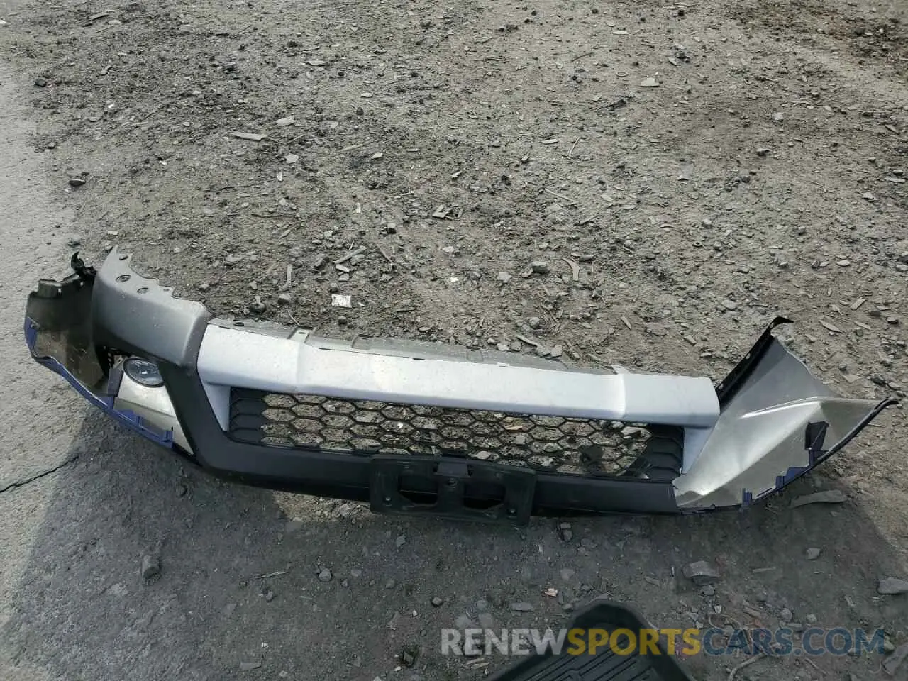 14 Photograph of a damaged car 5J6RW2H92KL001649 HONDA CRV 2019