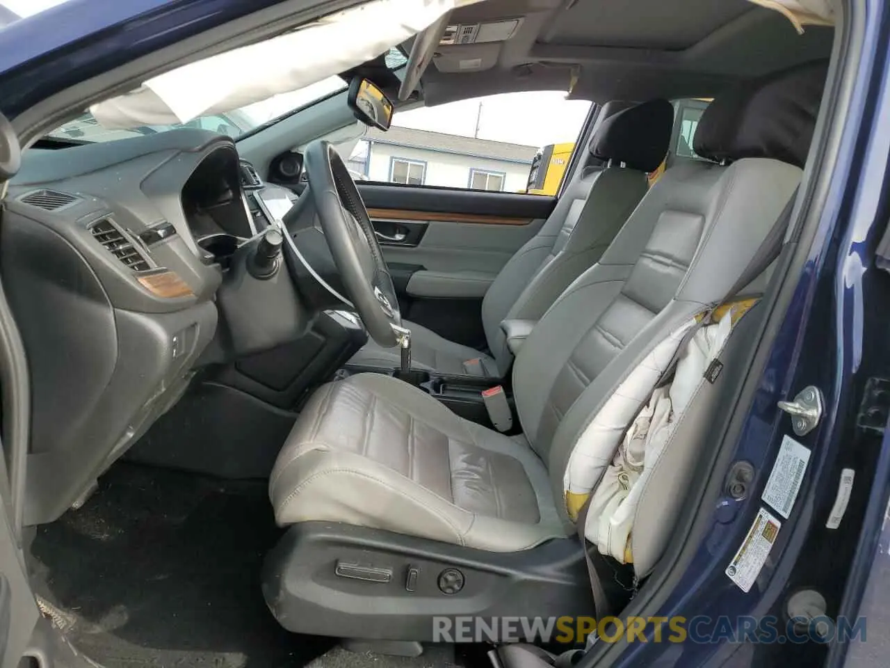 7 Photograph of a damaged car 5J6RW2H92KL001649 HONDA CRV 2019