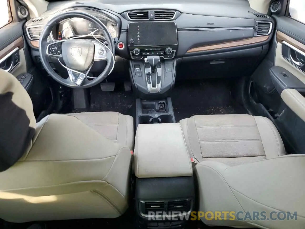 8 Photograph of a damaged car 5J6RW2H92KL003692 HONDA CRV 2019