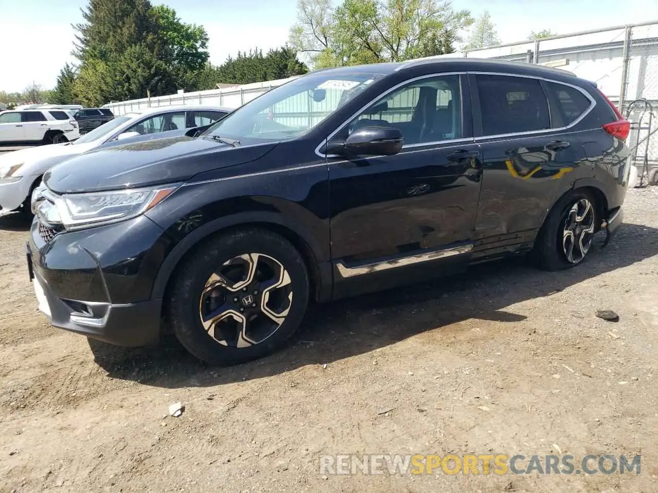 1 Photograph of a damaged car 5J6RW2H98KL010100 HONDA CRV 2019