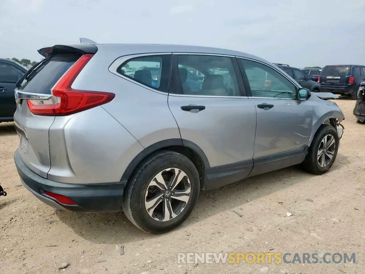 3 Photograph of a damaged car 5J6RW5H33KL000779 HONDA CRV 2019
