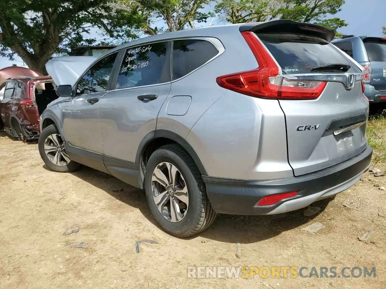 2 Photograph of a damaged car 5J6RW5H33KL003987 HONDA CRV 2019