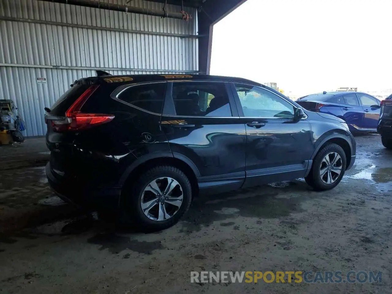 3 Photograph of a damaged car 5J6RW6H31KL002682 HONDA CRV 2019