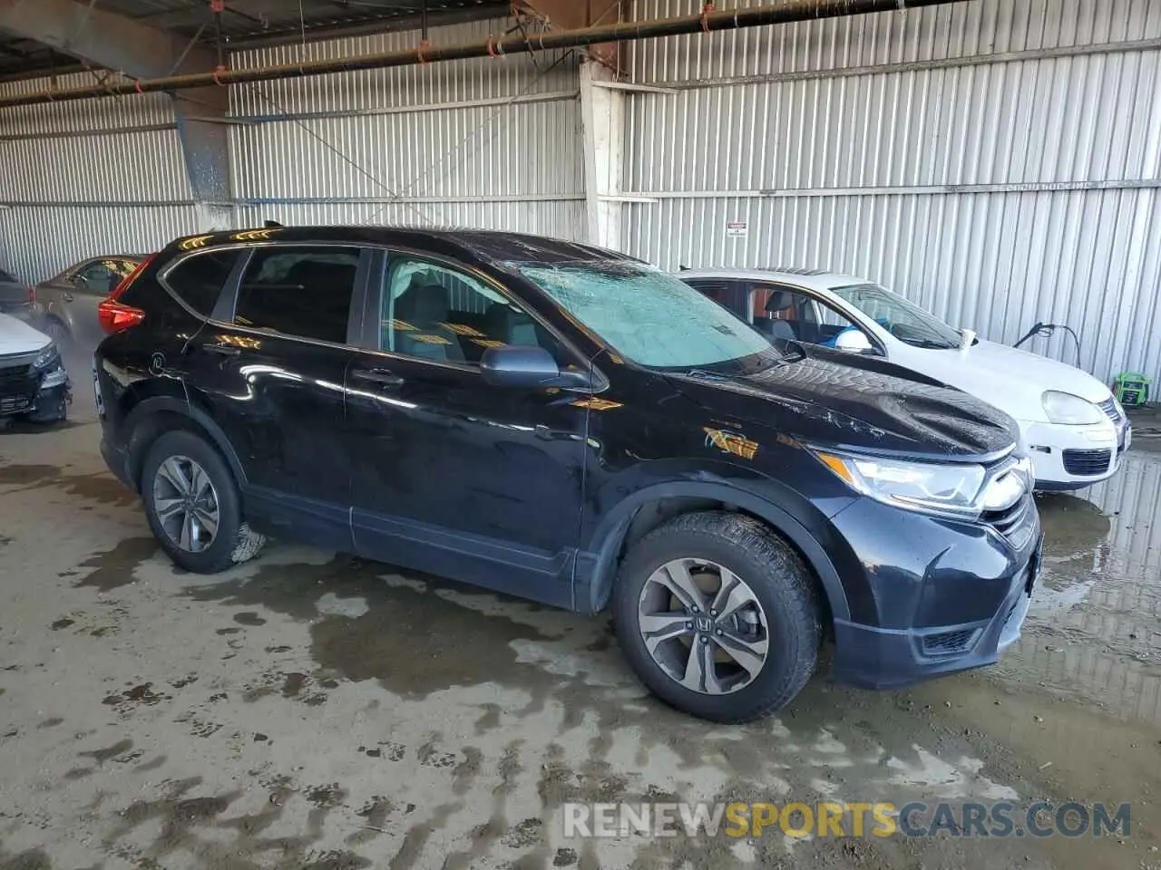 4 Photograph of a damaged car 5J6RW6H31KL002682 HONDA CRV 2019
