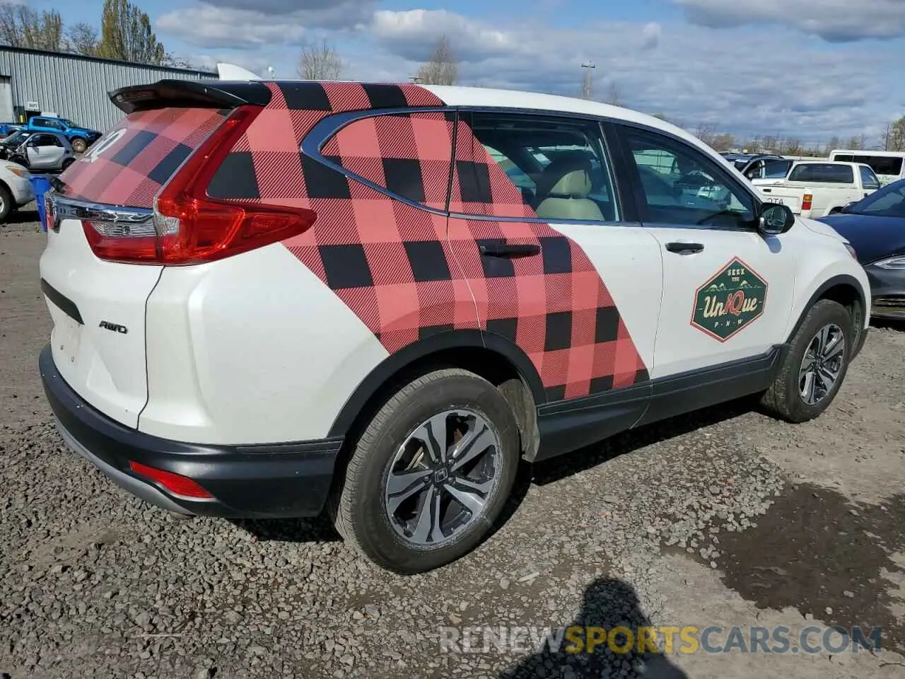 3 Photograph of a damaged car 5J6RW6H35KL004807 HONDA CRV 2019