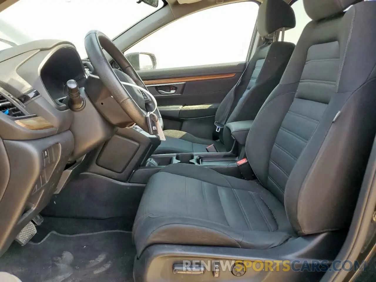 7 Photograph of a damaged car 7FARW1H52KE039158 HONDA CRV 2019