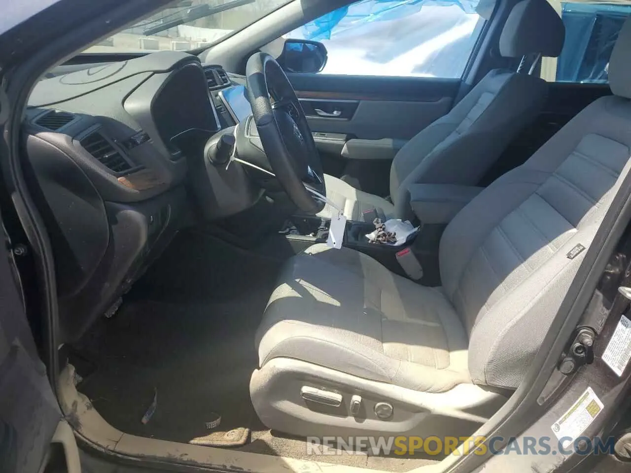 7 Photograph of a damaged car 7FARW1H54KE017906 HONDA CRV 2019