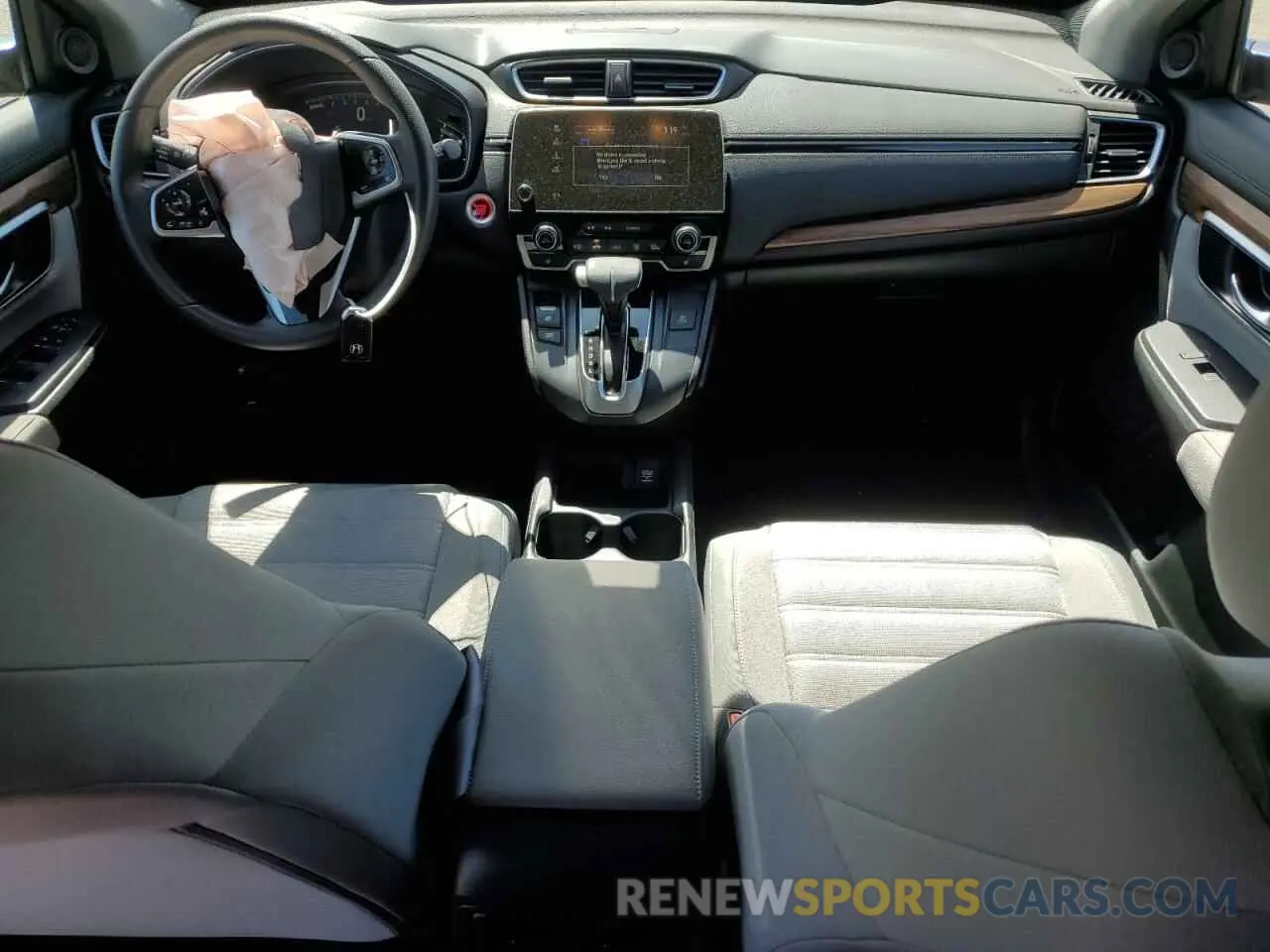 8 Photograph of a damaged car 7FARW1H55KE031376 HONDA CRV 2019