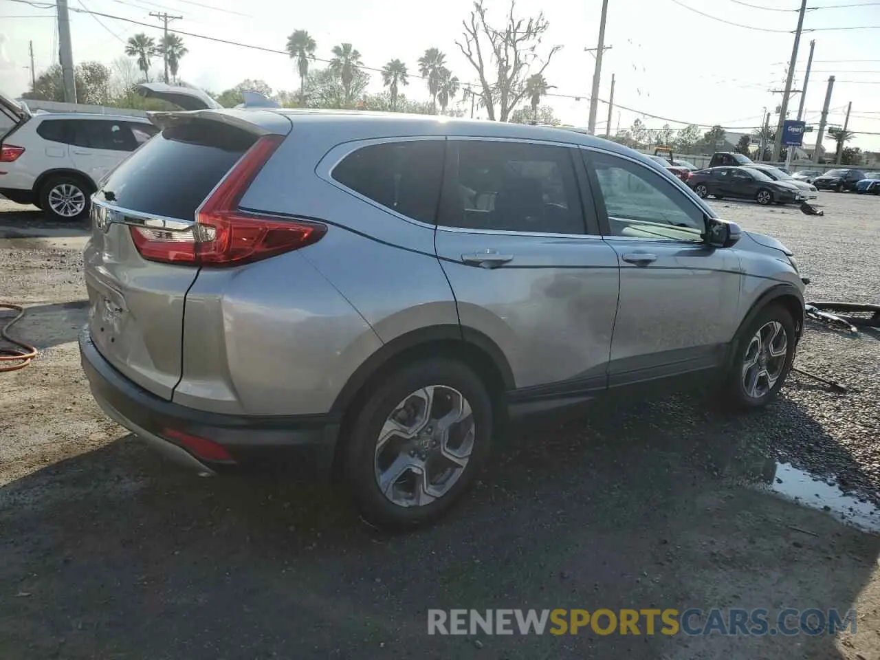 3 Photograph of a damaged car 7FARW1H56KE020564 HONDA CRV 2019