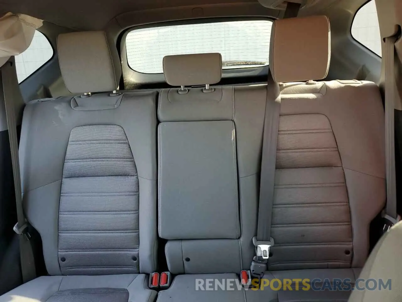 10 Photograph of a damaged car 7FARW1H57KE005121 HONDA CRV 2019