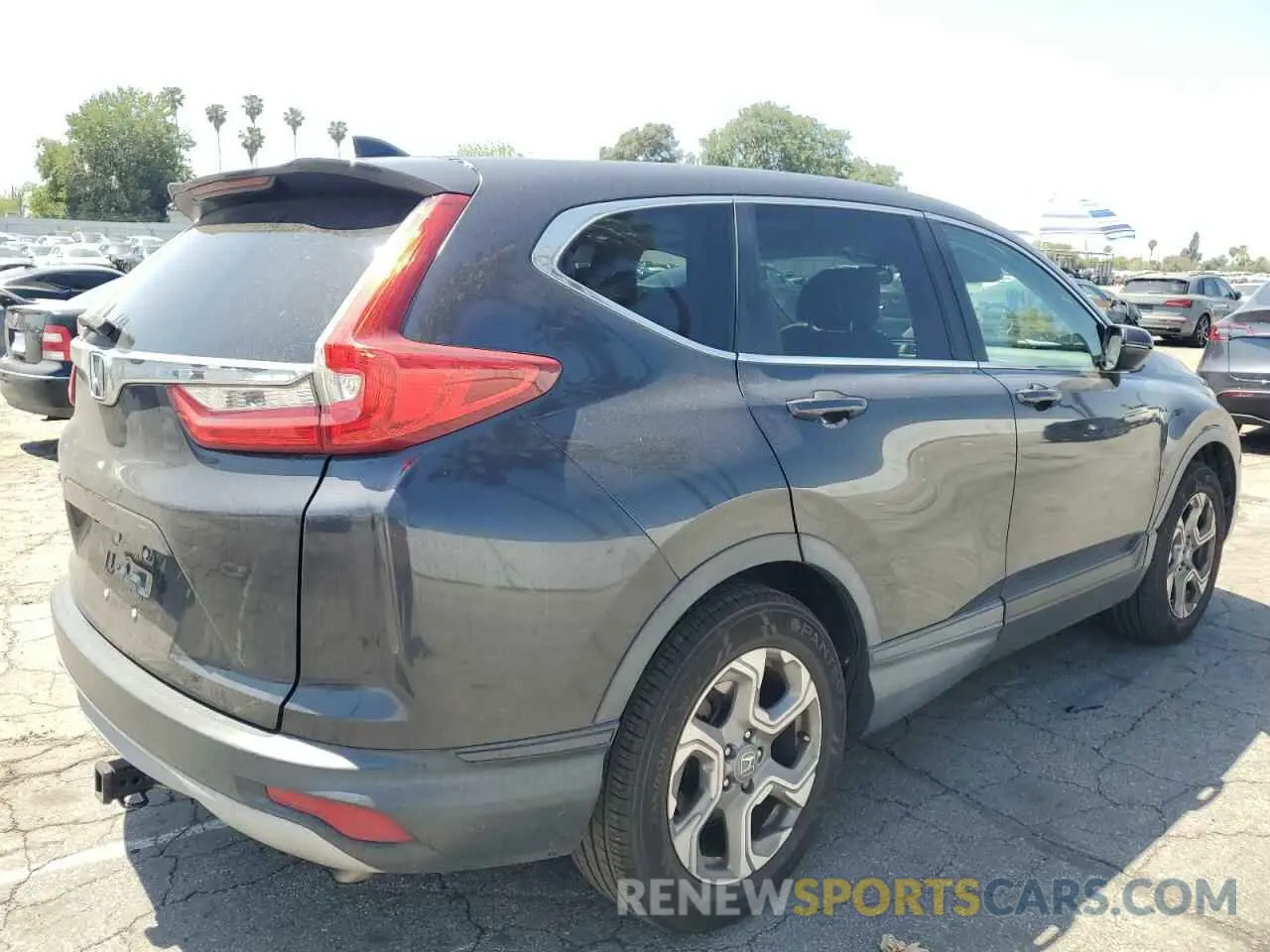 3 Photograph of a damaged car 7FARW1H57KE029709 HONDA CRV 2019