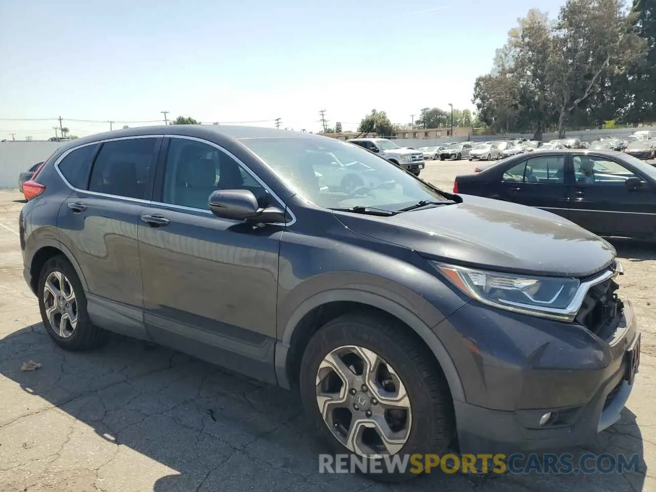 4 Photograph of a damaged car 7FARW1H57KE029709 HONDA CRV 2019