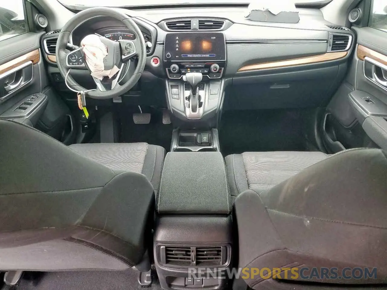 8 Photograph of a damaged car 7FARW1H58KE034076 HONDA CRV 2019