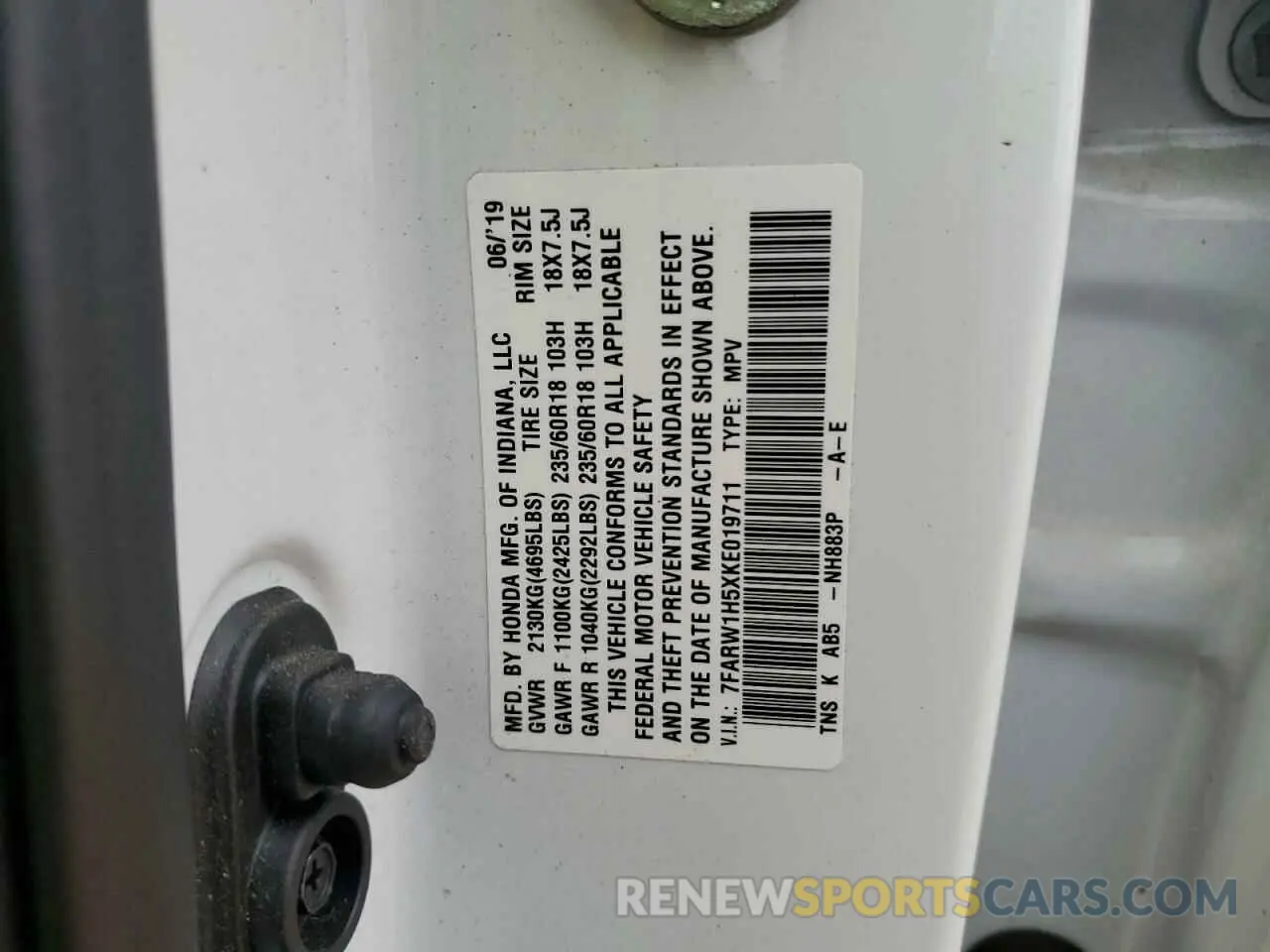 14 Photograph of a damaged car 7FARW1H5XKE019711 HONDA CRV 2019