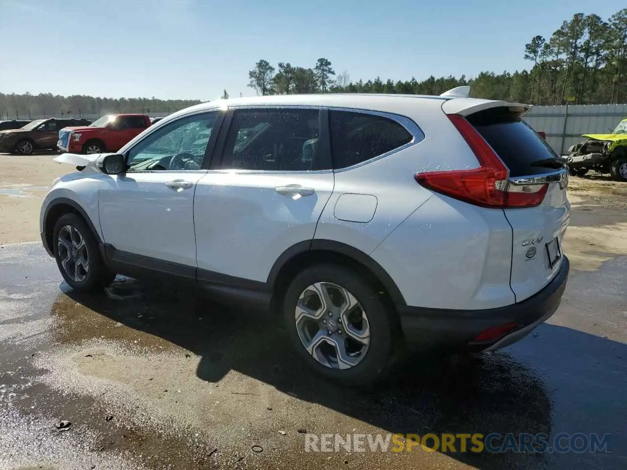 2 Photograph of a damaged car 7FARW1H5XKE024942 HONDA CRV 2019