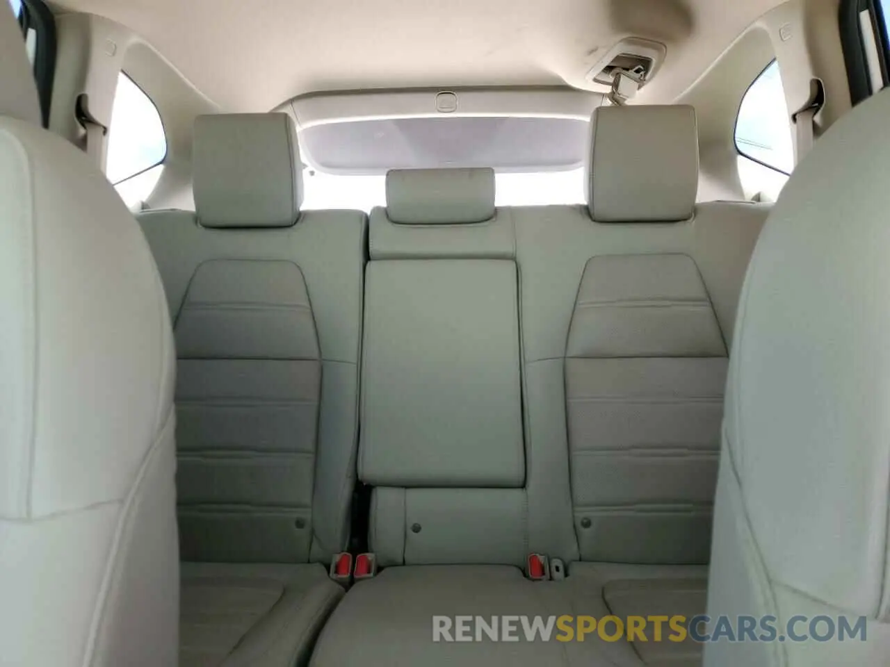 10 Photograph of a damaged car 7FARW1H81KE022216 HONDA CRV 2019