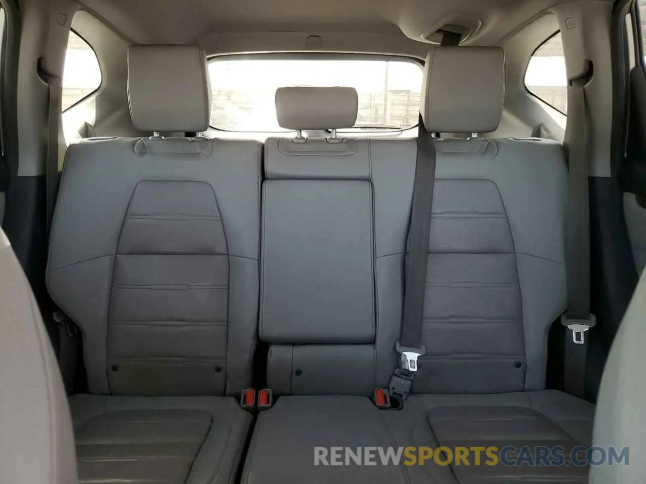 10 Photograph of a damaged car 7FARW1H81KE034947 HONDA CRV 2019