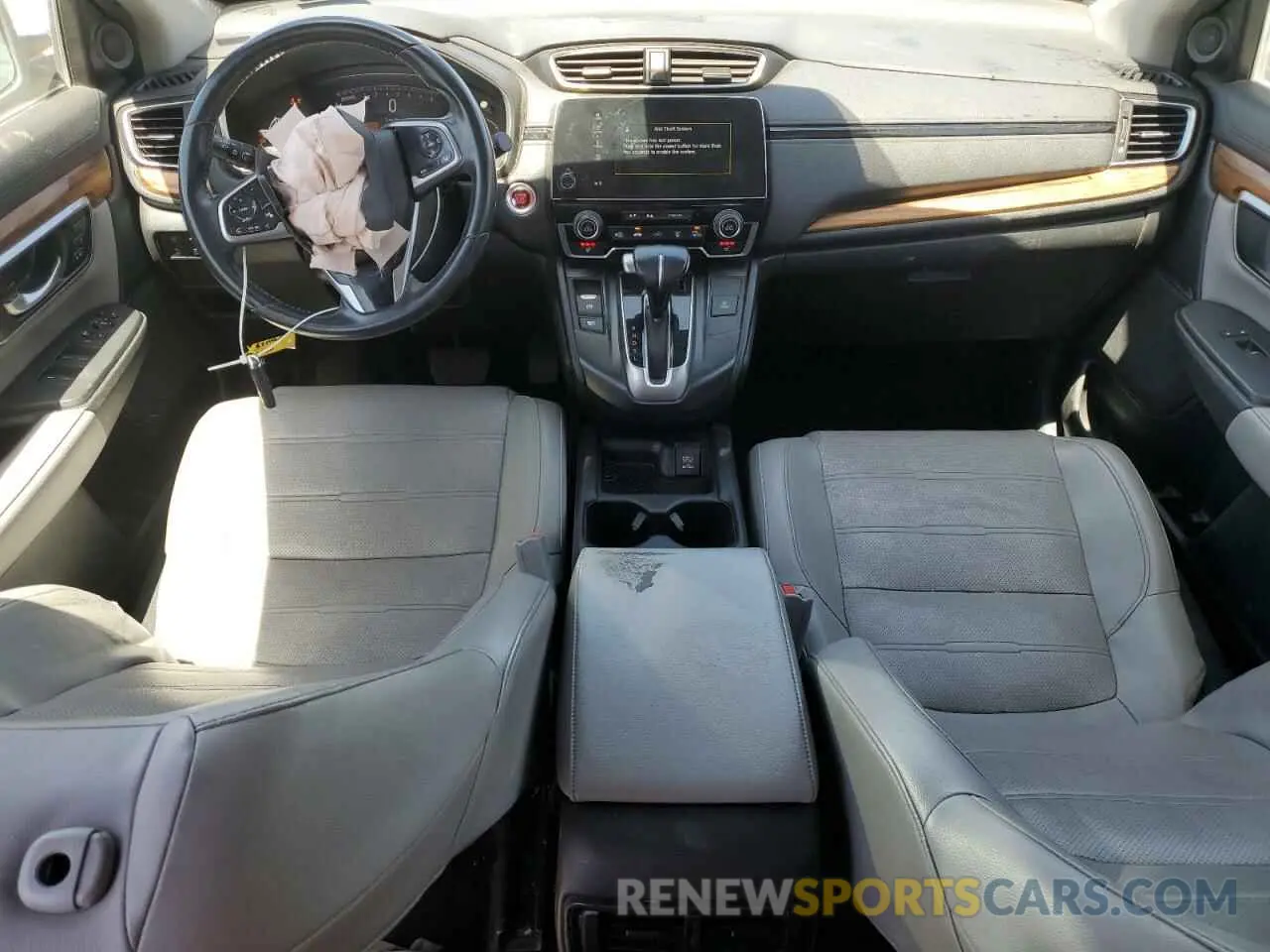 8 Photograph of a damaged car 7FARW1H81KE034947 HONDA CRV 2019