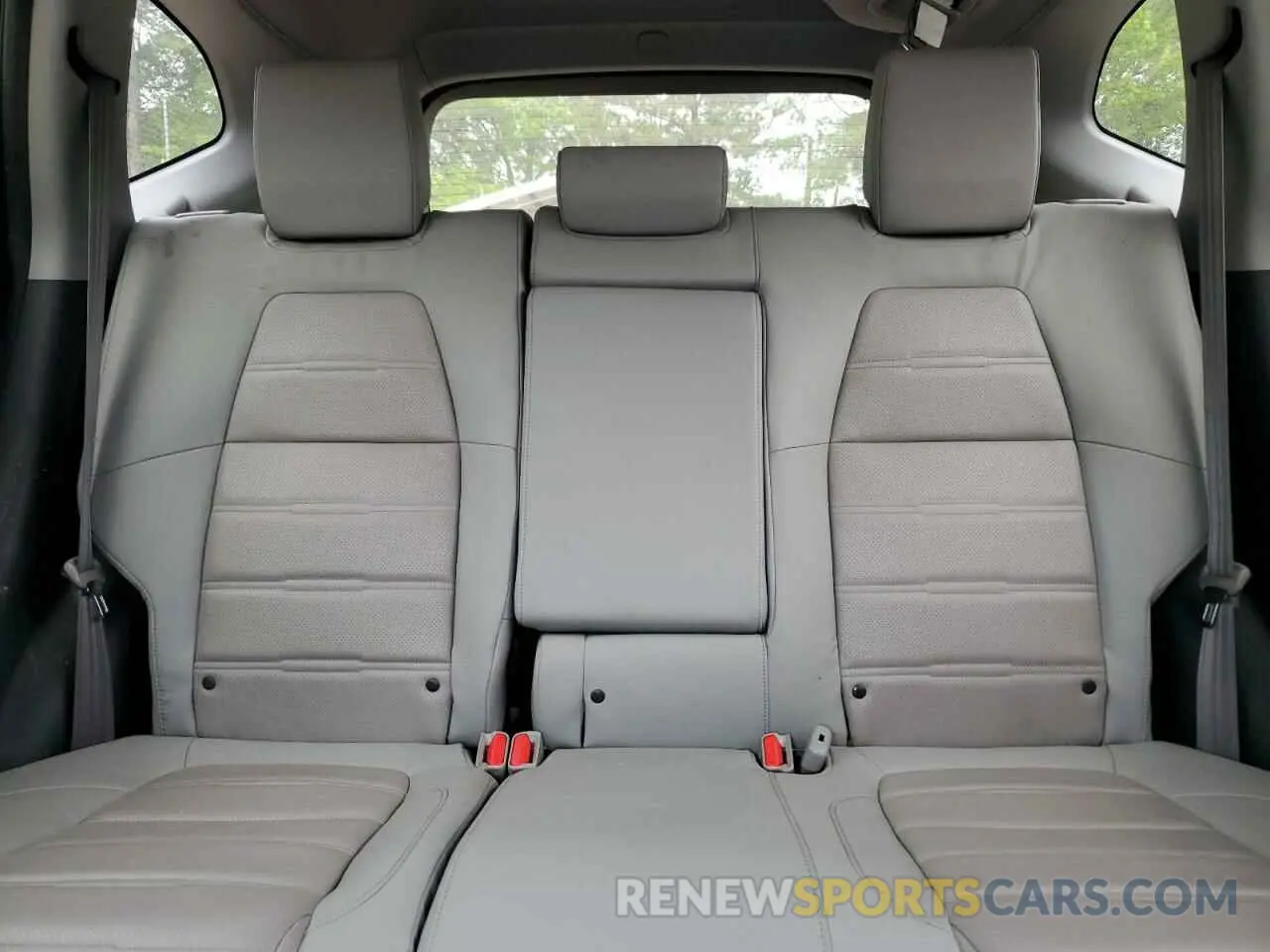 10 Photograph of a damaged car 7FARW1H82KE002315 HONDA CRV 2019