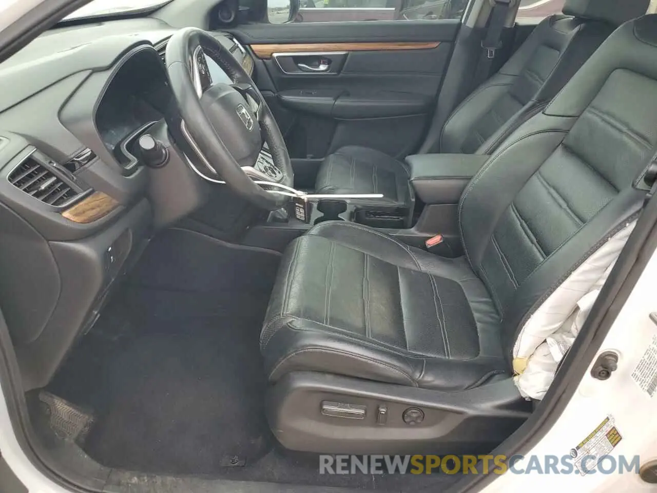 7 Photograph of a damaged car 7FARW1H84KE037857 HONDA CRV 2019
